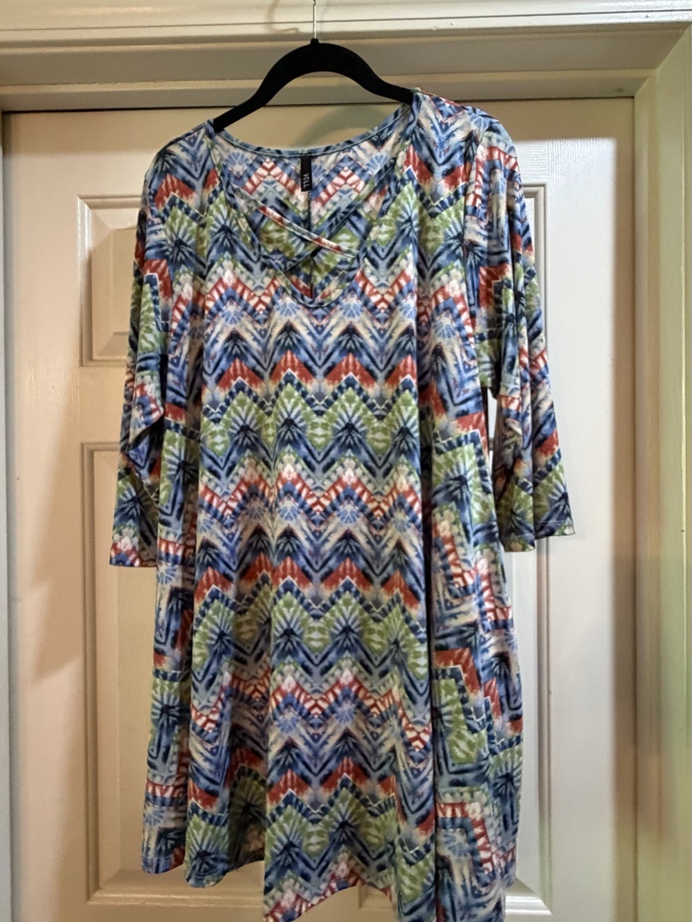 Crisscross Neck Chevron Print Tunic in Blue, Green & Orange